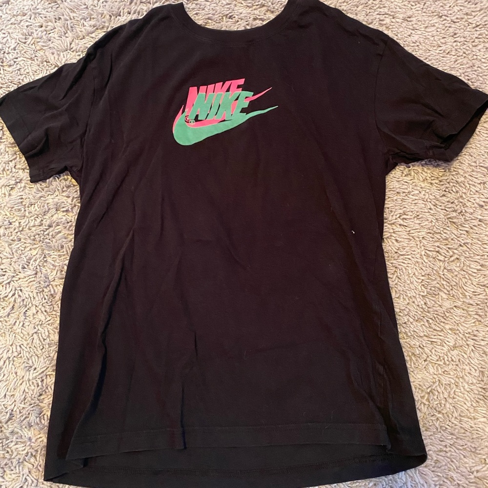 Nike tshirt
